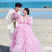 呆呆岛-依依花见笑