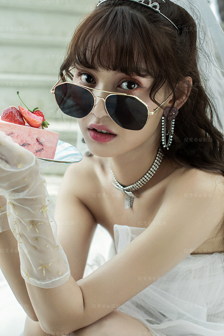 大小洞天-完美假日