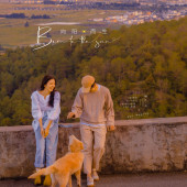 雪山远景-向阳而生