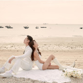 日月湾-盛夏光年