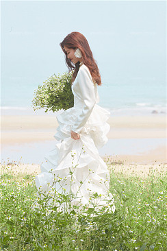 日月湾-仲夏森雅