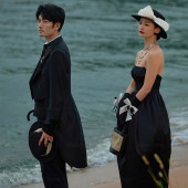 月半湾基地-超时空罗曼史