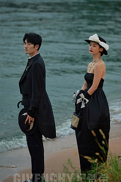 月半湾基地-超时空罗曼史