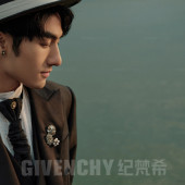 月半湾基地-超时空罗曼史