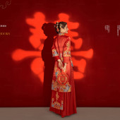 内景系列-美人如书