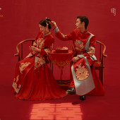 内景系列-美人如书