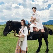 一拍即合基地-央拉