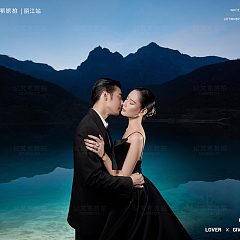 蓝月谷-湖光山色