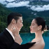 蓝月谷-湖光山色