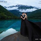 蓝月谷-湖光山色