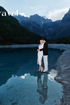 蓝月谷-有你的旖旎