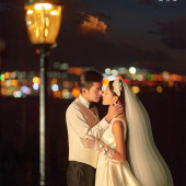 山茶园-夜景教堂