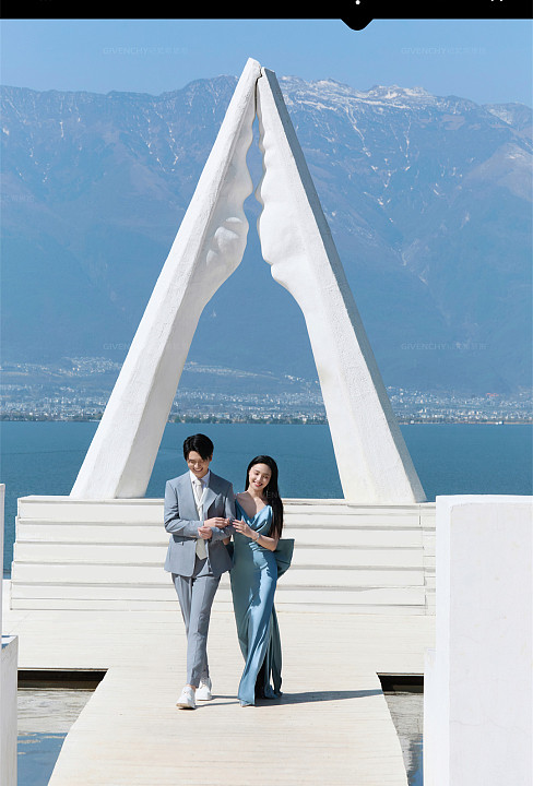 华尔兹-海风假日