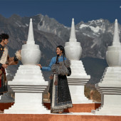 莫奈庄园-扎西德勒