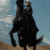 雪山远景-轰烈人生