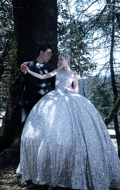 云杉坪-丛林守候