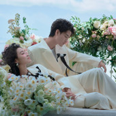 华尔兹-阳光明媚