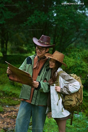 维纳斯-山间旅行