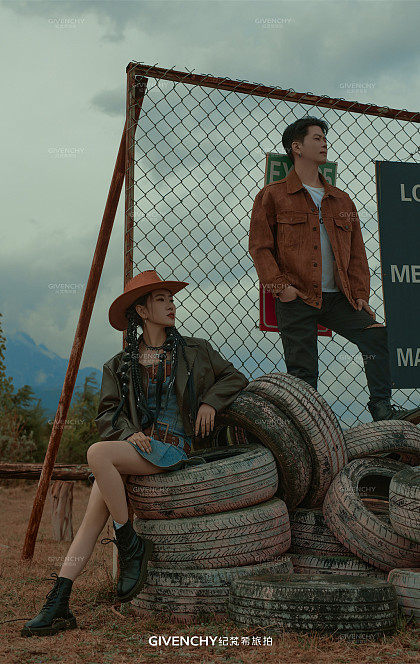 王先生❤凤女士