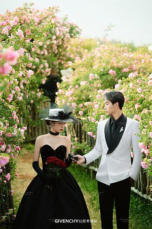 张先生❤贺女士