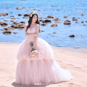 王先生❤艾女士