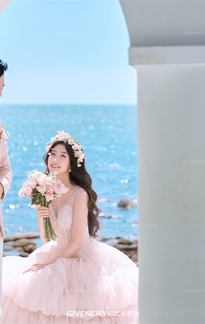 王先生❤艾女士