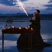 维纳斯-夜色迷人