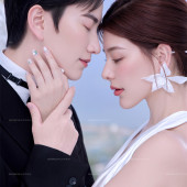 半山半岛-云朵捧纱