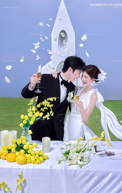 半山半岛-云朵捧纱