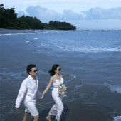 博主阿汤哥-漫步海滩