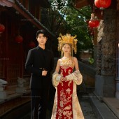 束河古镇-金色凤冠