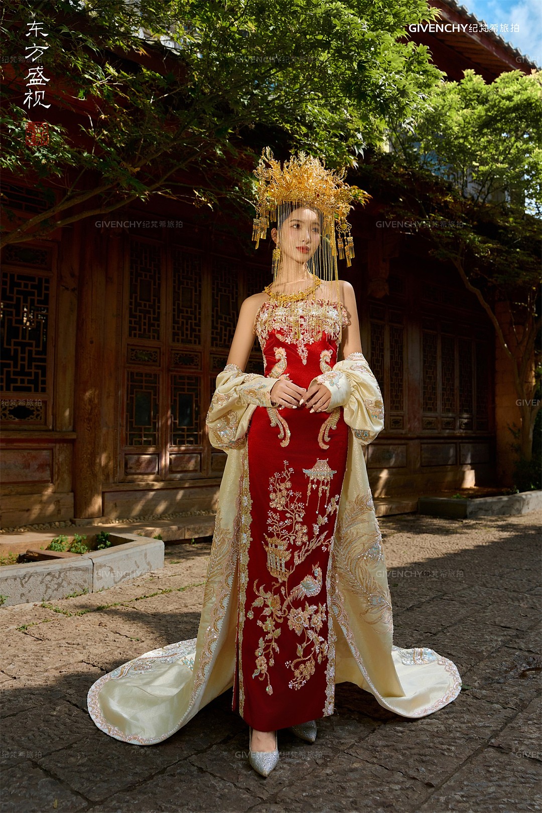 束河古镇-金色凤冠