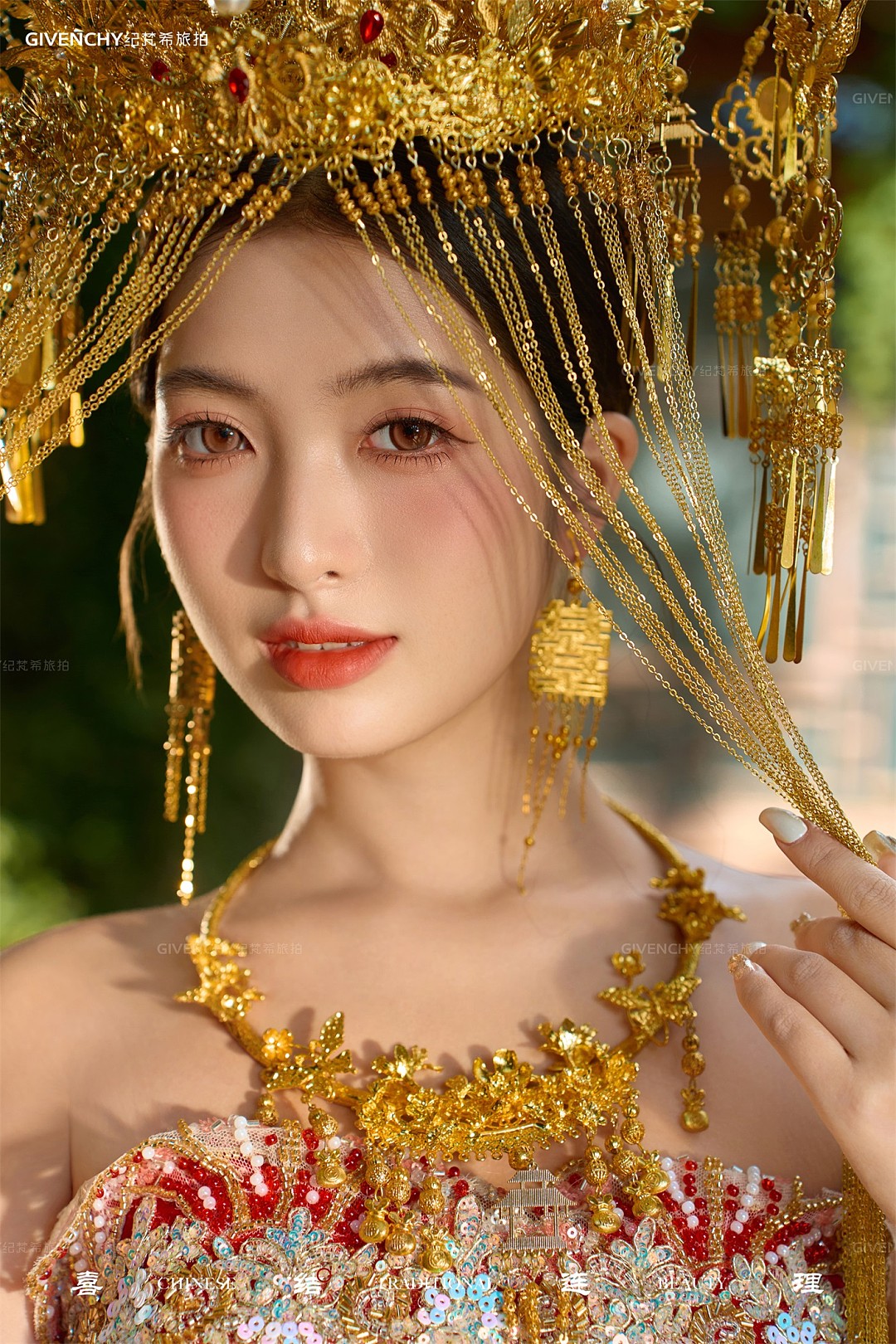 束河古镇-金色凤冠