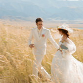 赛里木湖-湖畔芦苇