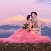 莫奈庄园-日照金山