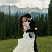 库尔德宁-云杉树下