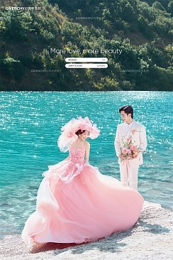 大理鎏光湖-大理蓝月谷