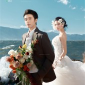 洱海礁石-午后波光