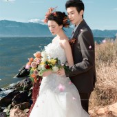 洱海礁石-午后波光