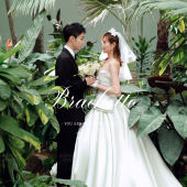 幽径的一抹邂逅