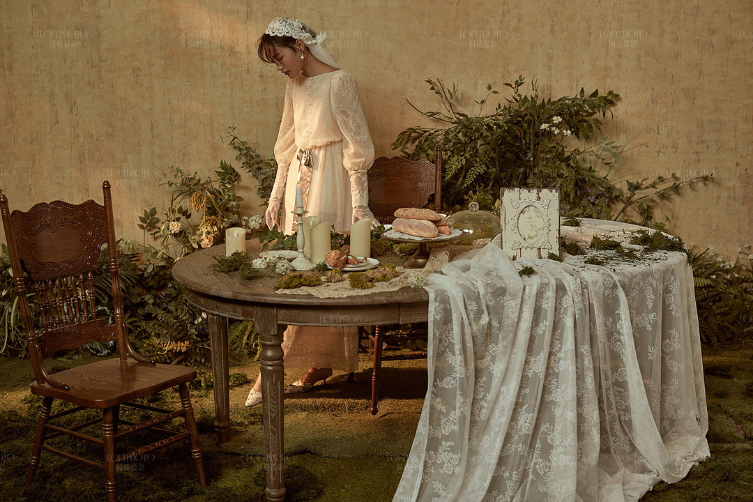 戴珍珠耳环的少女