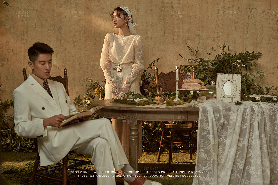 戴珍珠耳环的少女