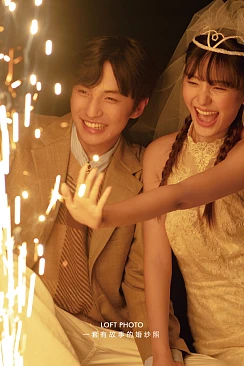 爱在烟花绽放时