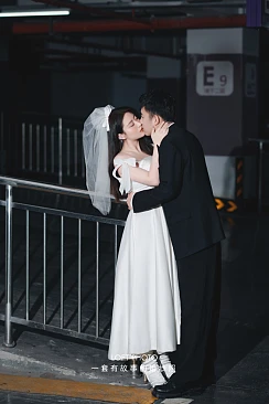 袁先生&丰女士