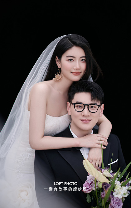 博主——江大花&时嘻嘻