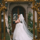 新品预售【挚爱圣殿】