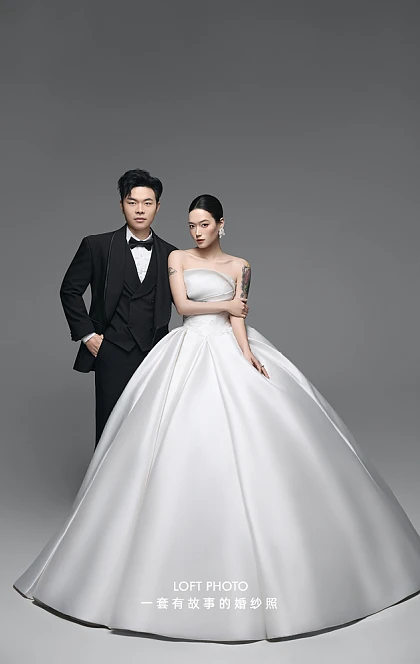 何先生&王女士