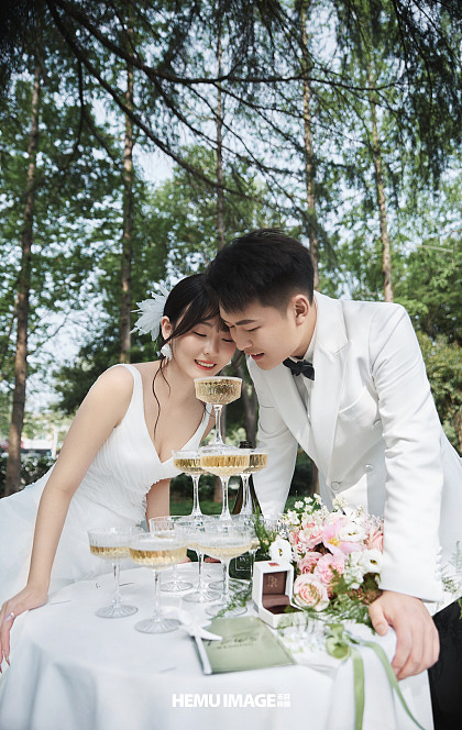 张先生&李女士