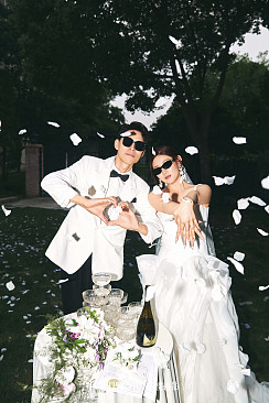 董先生&刘女士
