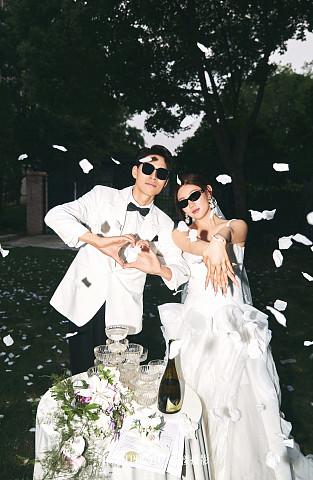 董先生&刘女士